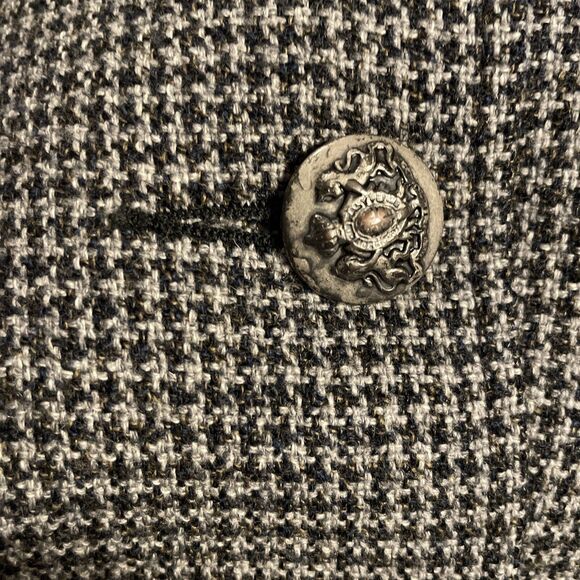 Buttons Vintage Heraldic Coat of Arms Silver Tone Metal Lot of 5 7/8 in diameter - Picture 6 of 8